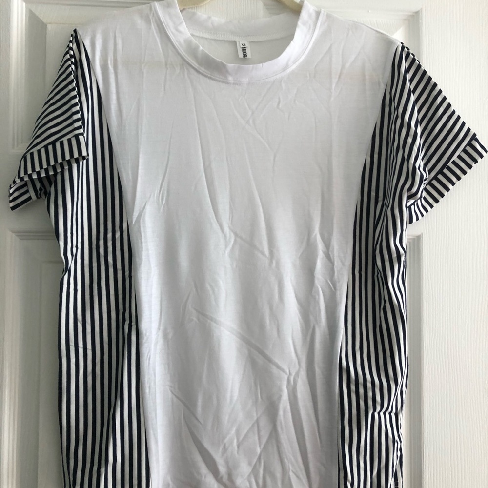 White T shirt
